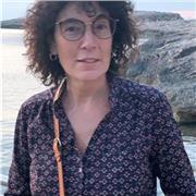 Mamma con pluriennale esperienza di volontariato con bambini e ragazzi impartisce lezioni per elementari e medie, materie di studio, italiano e inglese