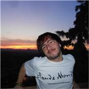 Chico estudiante da clases online de Latín, Historia y Lengua para estudiantes de ESO y Bachillerato