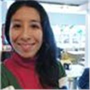 Profesora paciente y divertida, con experiencia con jóvenes, adultos y personas mayores