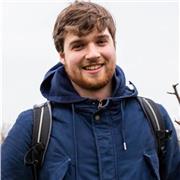 My goal is to use my extensive experience in biology to empower pupils with both knowledge and self-confidence!