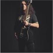 Docente di Chitarra impartisce lezioni di: Chitarra Elettrica, Classica, Acustica, Basso, Composizione, arrangiamento e produzione Musicale