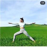 Profesora de Hatha Yoga certificada por Yoga Alliance ofrece clases particulares por 7€/h.

Por mas infos