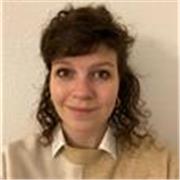 English teacher for in person courses in Berlin