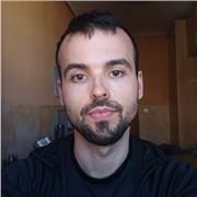 Soy comprometido, cercano y disfruto de estudiar y enseñar. Puedo adaptar mis clases a cualquier nivel de estudio de instituto y también como complemento a clases de universidad (según las materias)