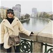 Laureata in Lingue e letterature straniere con 110/110 con lode e laureanda in Lingue e letterature pee e extraeuropee impartisce lezioni online