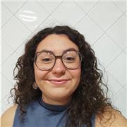 Graduada en Traducción e Interpretación con alto conocimiento en la lengua inglesa, entre otros