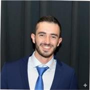 Ingeniero industrial con experiencia como consultor energético, da clases online de matemáticas, física y tecnología