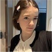 Profesional de la educación con experiencia viviendo y trabajando en Japón durante cuatro años. 