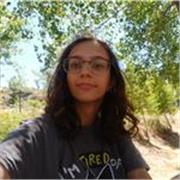 Soy una estudiante de primer año de universidad con nivel C1 en inglés y experiencia previa dando clases particulares.