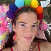 Native English speaker from London available for tutoring