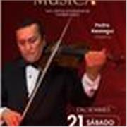 El profesor de Música ayuda a componer canciones. Enseña como utilizar la IA