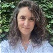 Spanish tutor teaches students from all ages