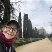 Soy paciente, creativa responsable y con vocación educativa.