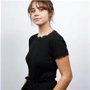 Etudiante diplômée de Sciences Po Aix en Master Géostratégie et Relations internationales, je vous propose mes services pour pouvoir vous aider à progresser en histoire, économie, sciences sociales, SES et langues (espagnol ou anglais). Du collège au nive