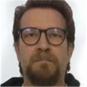 Laureato e con anni di esperienza nelle case editrici, offro lezioni di italiano