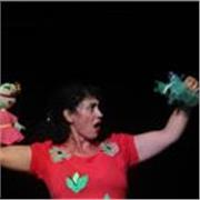 Profesora titulado con más de 20 años de experiencia impartiendo clases de teatro.