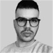 Diseñador industrial con varios años de experiencia profesional en estudio