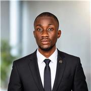 Artificial Intelligence Tutor helping students, professionals, and career changers master AI through practical, hands on learning