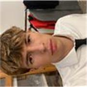 ragazzo con certificato c1 in inglese disponibile a fare ripetizioni di inglese su bambini delle elementari