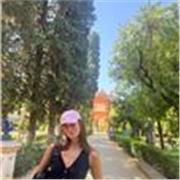 Se hai bisogno di un aiuto per i compiti, eccomi!🥰🥰