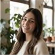 Laureata in economia e finanza 110L impartisce ripetizioni di macro e micro ecou