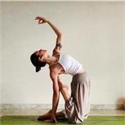 Clases personalizadas de Hatha Yoga y Yoga para el Embarazo en Italiano y Español