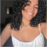 Insegnante madrelingua di lingua portoghese laureata in Lingue, Culture, Letterature e Traduzioni