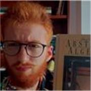 Estudiante de tercer año de la carrera de matemáticas con experiencia dando clases a alumnos de secundaria bachiller y universidad