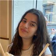 Studentessa universitaria, impartisco lezioni per tutte le classi e,per le superiori,con specializzazione per il liceo scientifico