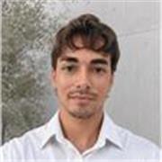 Súper paciente y dedicado con las explicaciones, adaptándome a cada nivel e intentando siempre explicar fácilmente