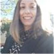 Profesora especializada en clases de Lengua Castellana y Literatura para primaria, E.S.O. y bachillerato