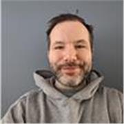 I am a native English speaker with a degree in French. I studied at HEC Paris and have a TEFL Certificate