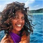 English tutor who makes lessons fun and enjoyable!