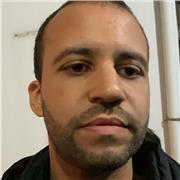 As aulas de Inglês são ministradas pelo Google Meet. Foco bastante nas habilidades de conversação do aluno