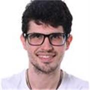 Graduado en Relaciones Internacionales y aspirante a diplomático en la Escuela Diplomática del MAEC con certificación C2 (TOEFL) y experiencia como aspirante a diplomático