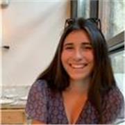 Estudiante de universidad que quiere impartir clases particulares a niños o jovenes