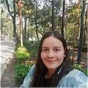 Profesora de inglés para niños de todas las edades (clases en las que los niños hacen uso de su creatividad y existe un enfoque según las necesidades específicas)