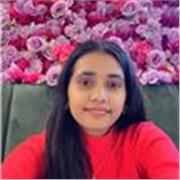 Biology tutor providing lessons to students