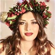 Insegnante di italiano, liceo scientifico, 3 anno di lettere moderne, prossima alla laurea