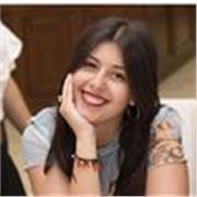 Studentessa universitaria impartisce lezioni di spagnolo online