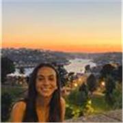 Estudiante de Educación Primaria en la Universidad de Valencia, ofrezco clases de repaso principalmente para la etapa de primaria