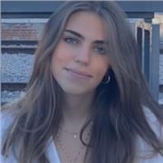Profesora de Historia para niños de varias edades