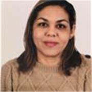 Profesora titula como maestro integral, con manejo alto deo Español. 