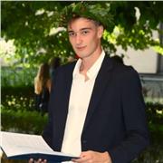 Insegnante madrelingua italiano, offre lezioni private di italiano e spagnolo per tutte le età (bambini, studenti medie, superiori e adulti). Si offrono anche aiuto compiti per studenti delle elementari e medie e ripetizioni di economia e management. Offr