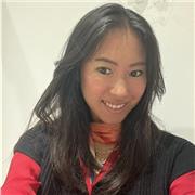 Professeur de droit, pédagogue et à l’écoute. Étudiante en Master 2 à pantheon -sorbonne