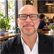 Profesor de inglés nativo imparte clases