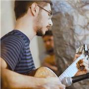 Hola soy profesor de guitarra online para principiantes