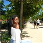 Prof anglais (diplôme Cambridge) et chant à Paris.