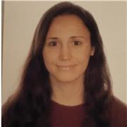 Insegnante laureata in Lettere moderne e in Linguistica, letteratura e grammatica italiana