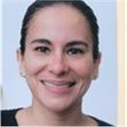 Profesor de inglés imparte clases a todas las edades